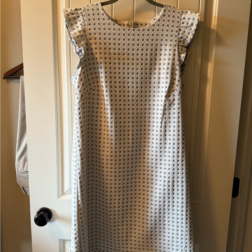 Jessica Howard White and Blue Sheath Dress with Flutter Cap Sleeves
